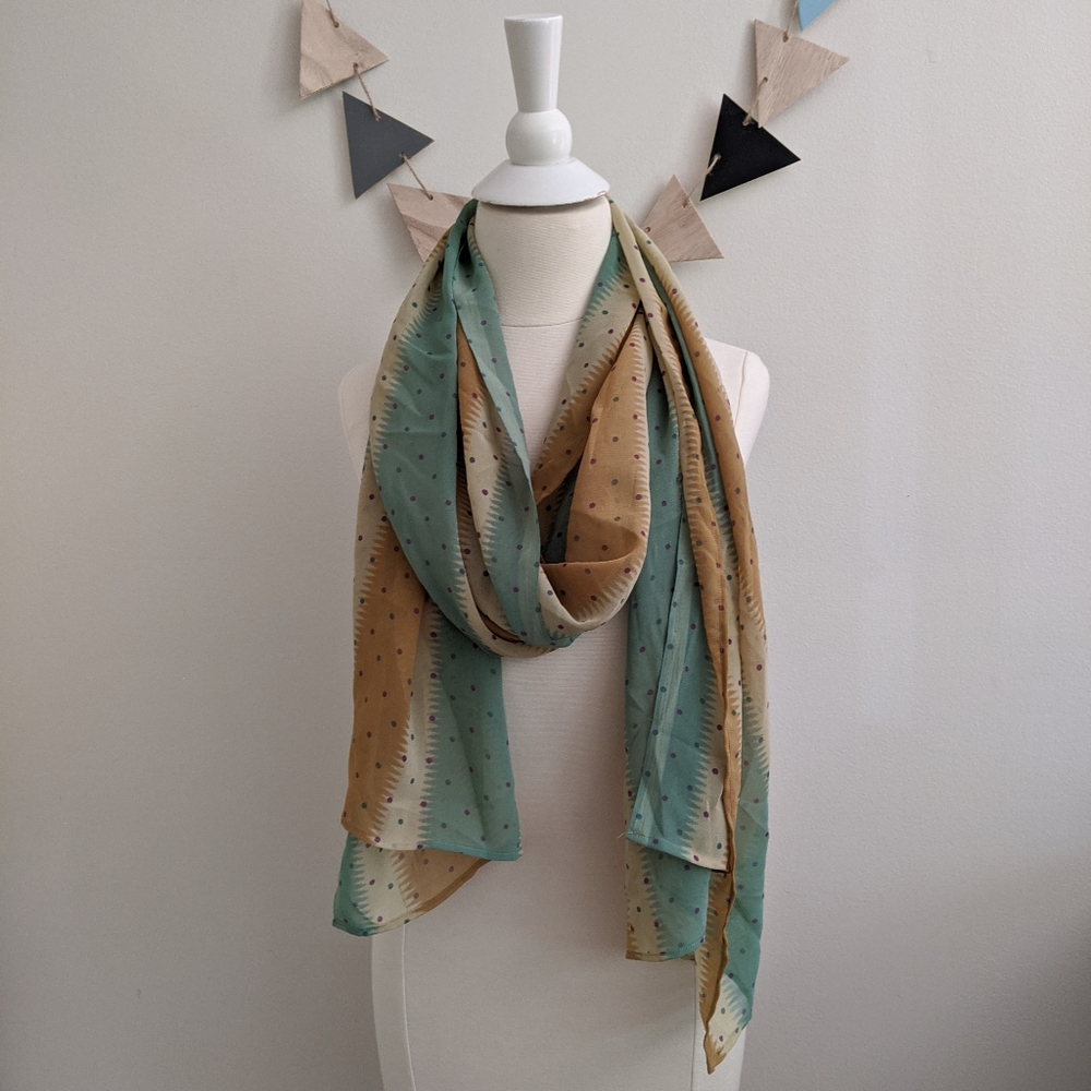 ✨ Lightweight Scarf One Size